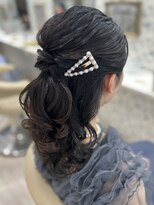 サクララ(Sakura la)&nbsp;ハーフアップ/お呼ばれヘア/パールピン/鎌倉/結婚式