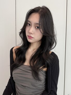 ベル 銀座並木通り店(Belle) ロングレイヤー 小顔カット×地毛風グレージュ