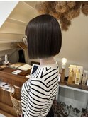 透明感カラー　オリーブベージュ　ボブ