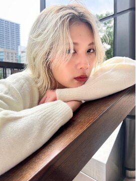 エル(EL by green) 《tomi》ホワイトブロンド×ボブレイヤー