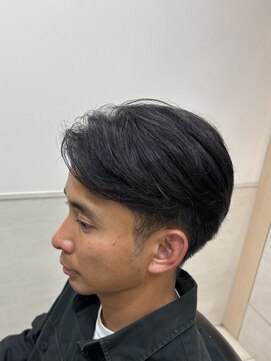 ヘアーアンドグルーミング ヨシザワインク(HAIR&GROOMING YOSHIZAWA Inc.) メンズビジネスショートナチュラルセンターパート爽やか