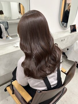 クラン(clan) clan　ショートボブミディアムヘアセンターパート