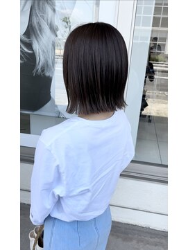 デュールイースト(Duul East) 切りっぱなしボブ