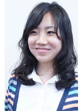 クリーク(CLIQUE) ソフトなふわっと感のパーマスタイル