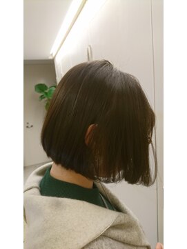 ブリス(VLISS) 内ボブ_ミニマムボブジグザグバング3Dカラー