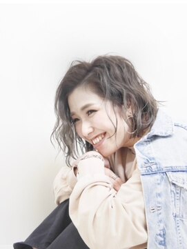 トータルビューティーオアシス(total baeuty OASIS) グレージュ