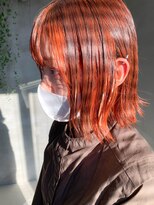 テトヘアー(teto hair) 外はねボブ、フェイスフレーミングカラー、オレンジ