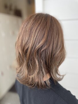 アプシー 三木店(Apsee) ミディアム×ハイトーンベージュ