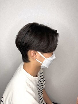 スキル(SKILL) センターパートウルフ／メンズ縮毛矯正