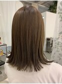 ミントベージュ