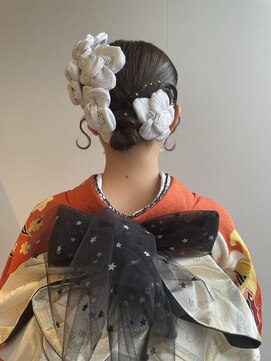 美容室 アイディー i-dee タイトシニヨン