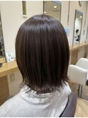 切りっぱなしボブ×グレージュ