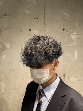 スリー 横浜(THREE) 【GEN】指名限定　波巻きスパイラル/メンズカット