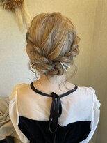 ソウィ(sowi)&nbsp;ハイトーンカラー×ヘアセット◎