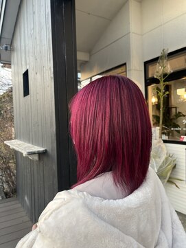 クオン 伊勢崎(QUON.) 暖色カラー