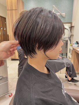 アッシュ 豊田店(Ash) 【担当：高下】丸みショート