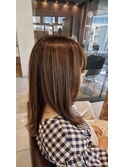 レイヤーカット　ナチュラルグレージュ