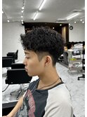 波巻きパーマ×短髪アップバング