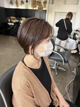 ハウオリ 金沢駅西店(Hau'oli) 白髪感ぼかし/白髪ぼかしハイライト/脱白髪染め/白髪染め/透明感