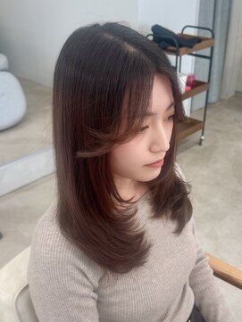 レヴィア(REVIA) レイヤーカット髪質改善トリートメント前髪カット