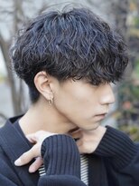 エリマ 調布(elima) 波巻きパーマメンズマッシュセンターパートツイストスパイラル