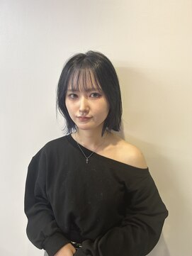 チラッと見えるインナーカラーが可愛い！