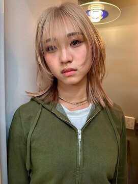 リリック(LYLICK) レイヤーブロンドベージュ