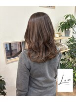 ロム(Lom)&nbsp;レイヤー×ワンカールパーマ