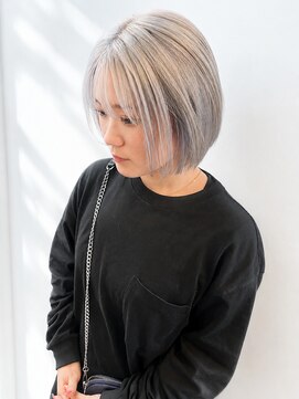 ユイマァル 倉敷(YUIMARL) 倉敷ハイトーン20代30代40代トリプルカラーホワイトシルバー
