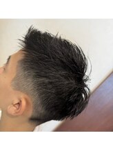 綾瀬 ダズルヘアデザイン(Dazzle Hair Design)&nbsp;テーパーフェード刈り上げショート/ビジネス/大人メンズ