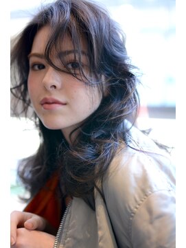 ミラバイグリーン(Mira by green) スポンテニアス クラシカル　グレージュ＃２