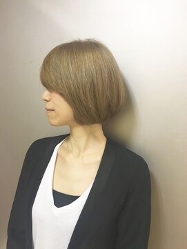 ピエドプールポッシュ(PiED DE POULE POCHE) 顔色もワントーンアップ♪ハイトーン白髪染め