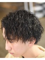 ザ オーダー(THE ORDER)&nbsp;ツイストスパイラルパーマ波巻きスパイラルパーマセンターパート