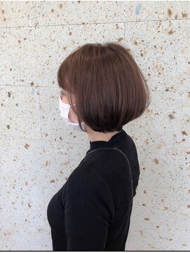 イロリ(ILOLI) 短すぎないショートボブ