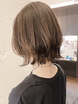 ティーシェル(TIECHEL) 小顔イメチェン、モカブラウングレーベージュくびれレイヤーボブ