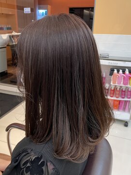 キサ ファータ 恵比寿(kisa fata) 【オージュアサロン 恵比寿】ピンクブラウンのセミロングヘア