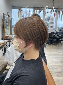 ルチナ 秦野(Lucina) ショート/マッシュショート/丸みショート/くびれショート