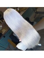 ジルバイジゼル(JILL by GiseL)&nbsp;中世ウルフ/メンズウルフ/ハイトーン/ダブルカラー/ホワイト