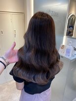 ジーナ 本八幡(Zina)&nbsp;大人かわいい20代30代40代小顔ショコラベージュ　Zina本八幡