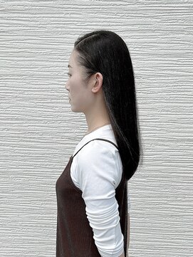 パルファンフラーヴ(PARFUN FLEUVE) 艶髪ストレート