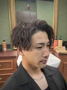 ソリズ ヘア クルー 池袋(SOLIZ HAIR CREW) ツイストスパイラルセンターパート