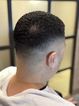 キタセンジュバーバー バイ ティーズ(KITASENJU BARBER by T's) 濡れパン