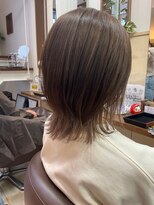 コア フィール ア デイ(COIFFURE A DAY)&nbsp;インナーカラー アッシュベージュ マッシュウルフ