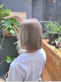 ダブルカラーで出来るブロンドベージュ