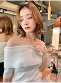 センター分けも可愛いくびれボブ