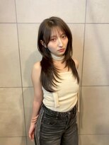 トゥルーズ 梅田茶屋町店(TLUUS)&nbsp;【TLUUSミルクティーブロンドワンホンレイヤーダークブルー】
