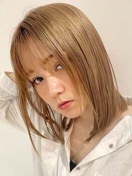 annex by flammeum Numazu【10月1日OPEN(予定)】の写真/[カット+縮毛矯正￥9600]柔らかく滑らかなストレートヘアが揺れる、魅力的な後ろ姿に！毛先まで艶感抜群♪