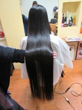 ヨシユキコンディショニング ダメージレスな縮毛矯正「強いくせ毛～ダメージ毛まで対応」20７