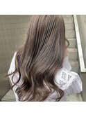 ミルクティーベージュ