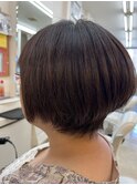 くびれボブ